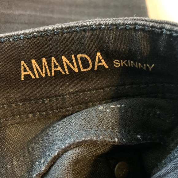 DL1961 Amanda Skinny Jean Full Length in Onyx - Picture 6 of 9